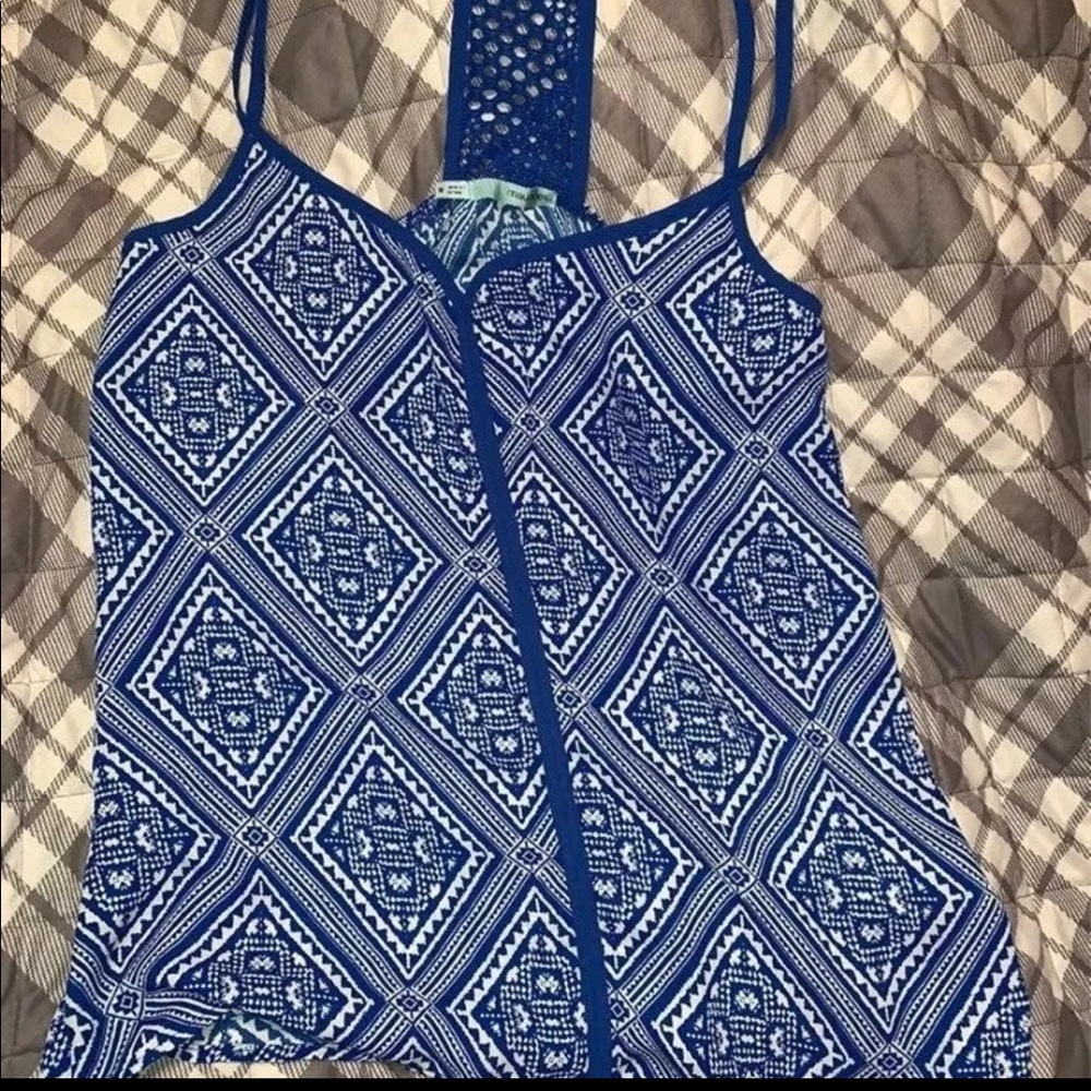Maurice’s tank top
